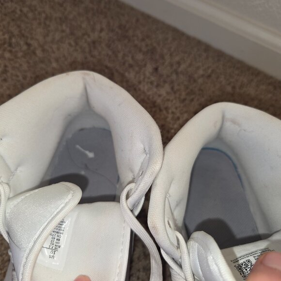 Air Jordan Shoes - Picture 6 of 6